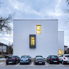 White Box